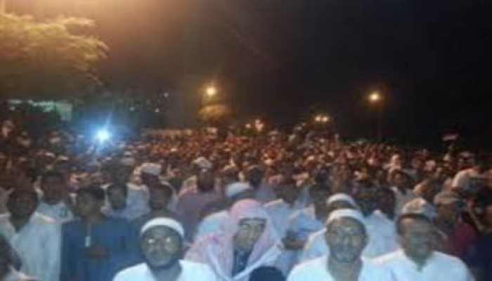 عشرات الالاف في مسيرة حاشدة دعما للشرعية باسوان