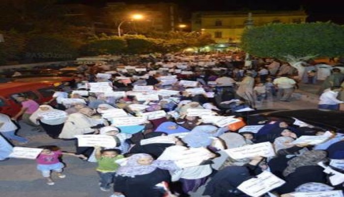 بمشاركة نسائية واسعة عشرات الآلاف في مسيرة بالمنيا تنديدا بمجزرة المنصورة ورفضا للانقلاب