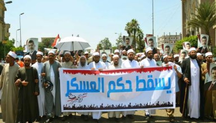 800 من علماء الأزهر يدشنون جبهة «علماء ضد الانقلاب»