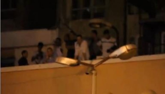 بالفيديو حقيقة بلطجية الداخلية داخل قسم اول مدينة نصر واعتدائها على المسيرة السلمية