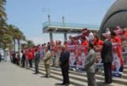 سلاسل بشرية بلأسكندرية رفضا لبيان السيسي