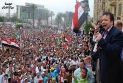 حاتم عزام:الإنقلابيين يشعرون بفشل إنقلابهم بعد خروج الملايين من الشعب المصري