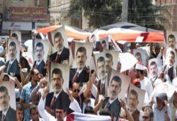 سلسلة بشرية رفضا لخطاب السيسي بطول شارع البطل أحمد عبد العزيز بالمهندسين