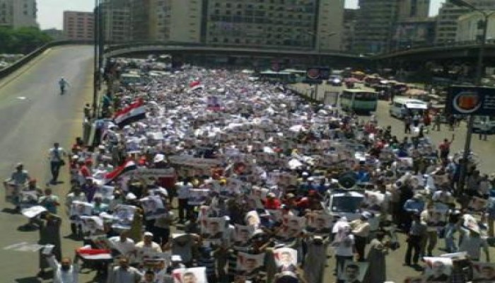 مئات الالاف فى مسيرة حاشدة من مسجد الفتح لرمسيس لرفض دولة السيسى