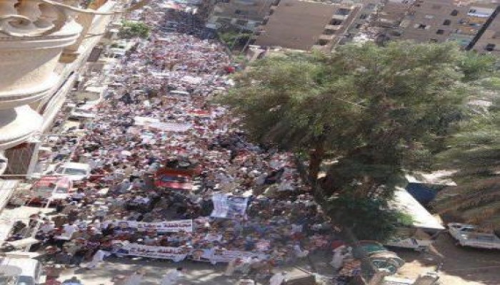 مئات الالاف ينتفضون في سوهاج ضمن فعاليات جمعة "إسقاط الانقلاب"