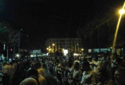 انطلاق مسيرة ضخمة من أمام مسجد القائد بالاسكندرية رفضا لــ "السيسي"