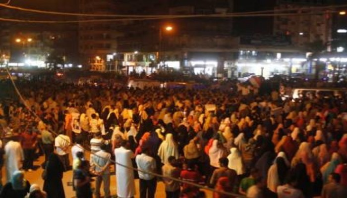 الآلاف يتظاهرون أمام مسجد الباشا بالمحلة رفضا للإنقلاب العسكري و تأييدا للشرعية