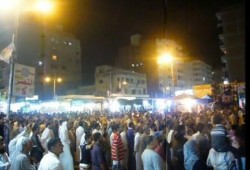 مسيره نعوش بمطروح تهتف ضد العسكر أمام تجمعات الجيش (فيديو)