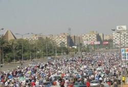 طوفان من البشر في مسيرة رمسيس المتجهة الى رابعة العدوية (صور - فيديو)
