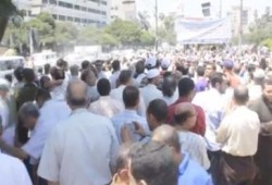 بالفيديو .. مظاهرة حاشدة في طنطا أمام مبنى محافظة الغربية للتنديد بمجازر الانقلاب