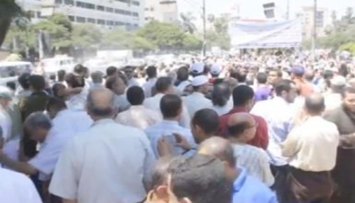 بالفيديو .. مظاهرة حاشدة في طنطا أمام مبنى محافظة الغربية للتنديد بمجازر الانقلاب