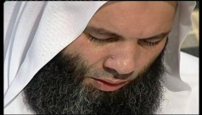 دموع الشيخ على الدماء التي ( ربما ) تسفك