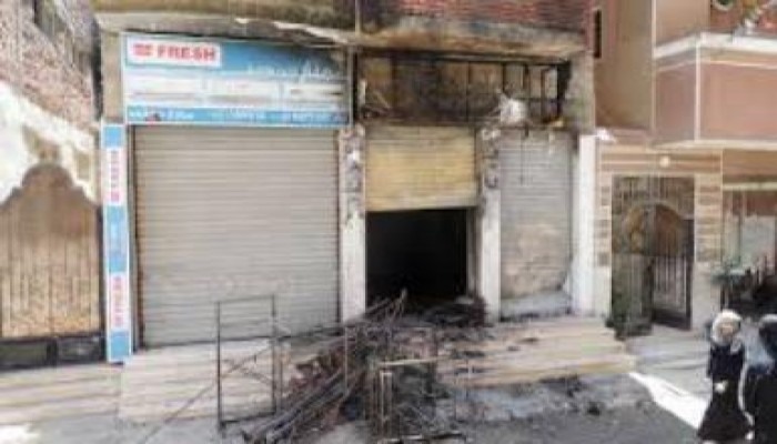 بلطجية الداخلية والسيسي يقتلون ويسرقون ويحرقون بيوت بالتل الكبير