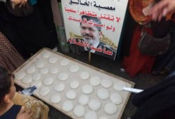 المعتصمات في ميدان النهضة يبدأون في إعداد "كعك" العيد في الميدان (صور)