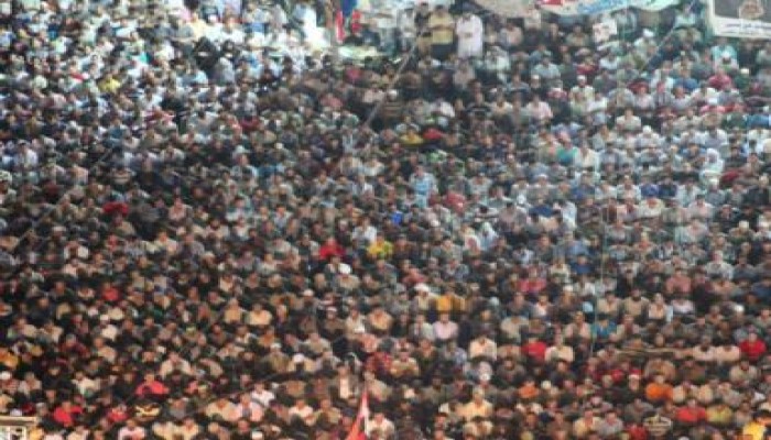 حشود هائلة في مليونية الدعاء على الظالمين بميدان رابعة وميدان النهضة (صور)