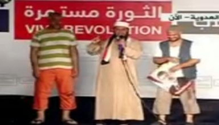 بالفيديو .. رسالة للعالم بلغة الاشارة من اعتصام رابعة