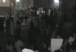 بالفيديو هروب محافظ البحر الاحمر  ومدير الأمن خوفا من متظاهري ضد الانقلاب