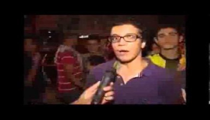 بالفيديو .. تقرير الجزيرة عن الأولتراس في رابعة والنهضة