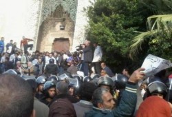 بلطجية العسكر انتهكوا حرمات بيوت الله