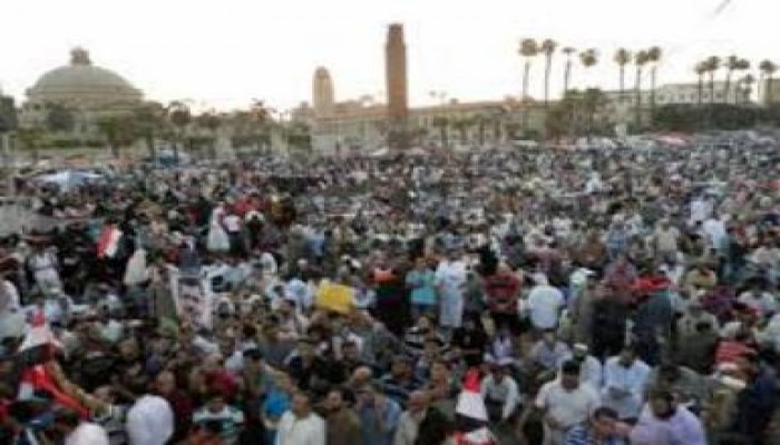 ميدان النهضة يستعد لعيد الفطر بتجهيز مسابقات وألعاب ترفيهية ومسرح عرائس وسينما اطفال