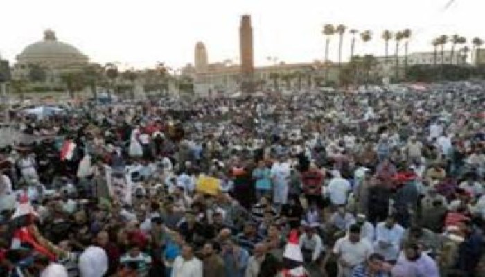 ميدان النهضة يستعد لعيد الفطر بتجهيز مسابقات وألعاب ترفيهية ومسرح عرائس وسينما اطفال