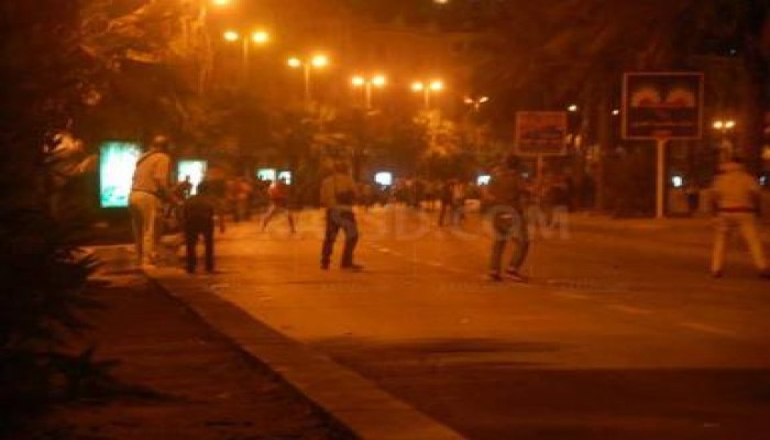 بالفيديو .. استشهاد أحد مؤيدي الشرعية في الاسكندرية على يد البلطجية أثناء صلاة التهجد