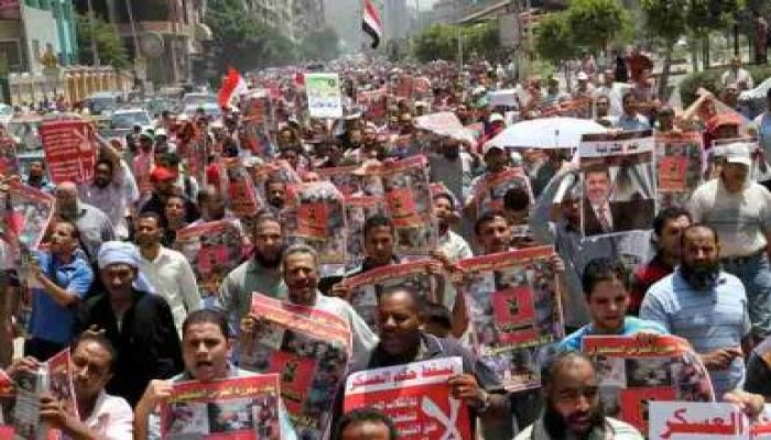 منصة الصالحين بالإسماعيلية تؤكد تمسكها بالشرعية في احتفال ليلة العيد