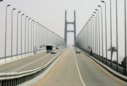 استياء بين مواطني الإسماعيلية بسبب إغلاق كوبري السلام وانقطاع الكهرباء والمياه