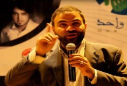 خالد ابو شادي: قطعوا الكهرباء وبث القنوات ولكن أهل رابعة يكثرون عند الفزع ويقلون عند الطمع