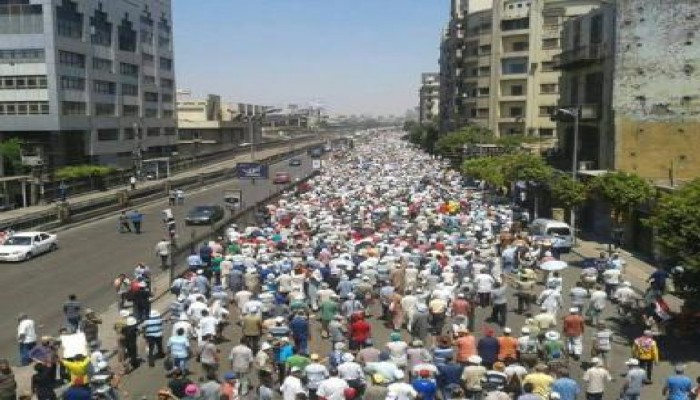 مسيرة حاشدة داعمة للشرعية تخرج من ميدان السيدة زينب