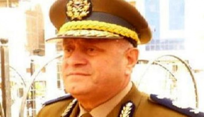 بالفيديو شرفاء المنيا يفضحون مدير الأمن الانقلابي  في الشارع ويطالبون بعودة الرئيس مرسي