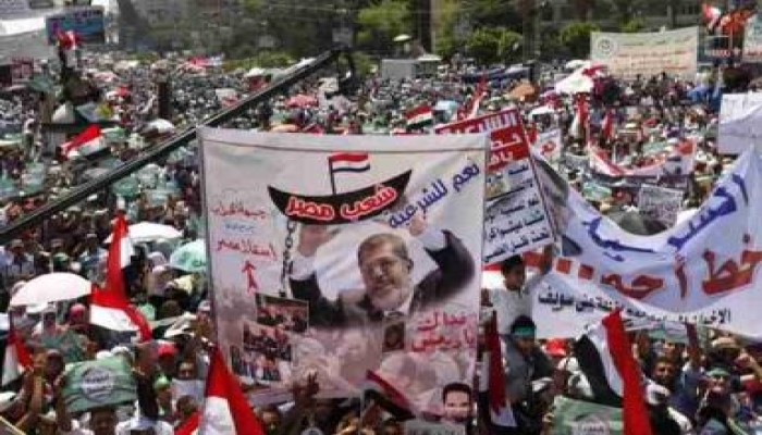 هدية للثوار من أسوان إلي الإسكندرية بالفيديو نافذة مصر تقدم أنشودة أحلف بالله