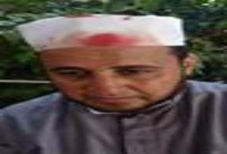 الشرطة والبلطجية يعتدون على الائمة والدعاة المتظاهرون امام وزارة الاوقاف