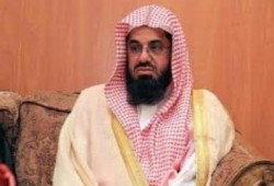 امام الحرم المكي ..الانقلابيون في مصر يسيرون على خطى فرعون