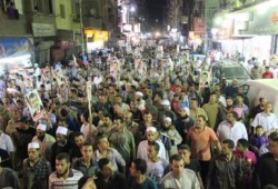 عشرات الآلاف في سوهاج يواصلون التظاهر ضد الانقلاب