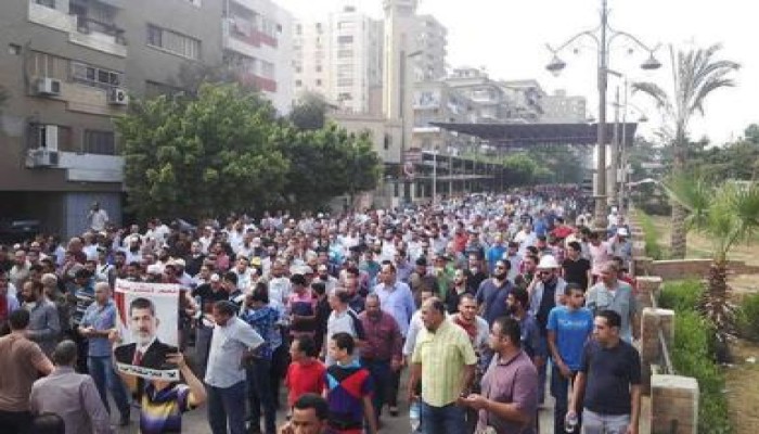 مسيرة ضخمة تخرج من مسجد السلام بمدينة نصر إلى رابعة العدوية