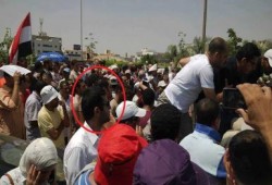 مظاهرة حاشدة في التجمع الخامس وسط مشاركة من  بعض المشاهير