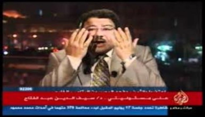 سيف عبد الفتاح: لا بديل عن رحيل السيسي فوراً
