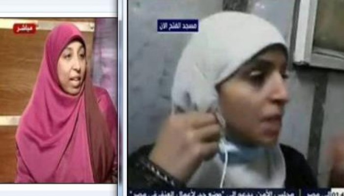 احتجاز أكثر من 500 مصري بينهم سيدات في قاعة مسجد الفتح