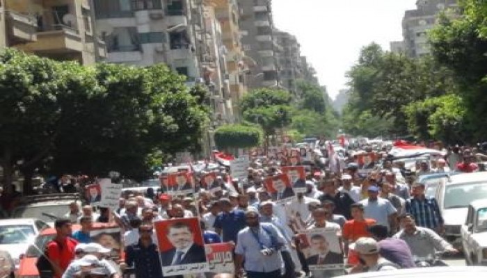 مظاهرة حاشدة بالمهندسين للتنديد بمجازر الانقلاب العسكري