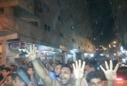 في أسبوع الرحيل: الملايين في محافظات مصر يكسرون حظر التجوال