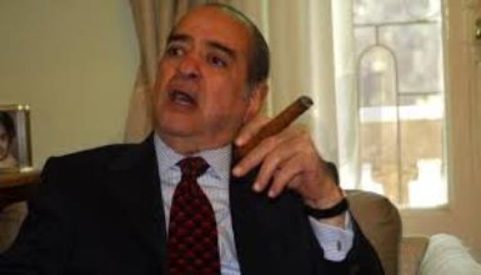 محامي المخلوع .. مبارك خارج السجن خلال 48 ساعة