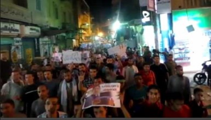 (بث مباشر) .. عشرات الآلاف في سمالوط - المنيا يتحدون حظر التجول ويتظاهرون ضد الانقلاب