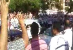 بالفيديو .. سلسلة بشرية في طنطا رفضا لانقلاب السيسي