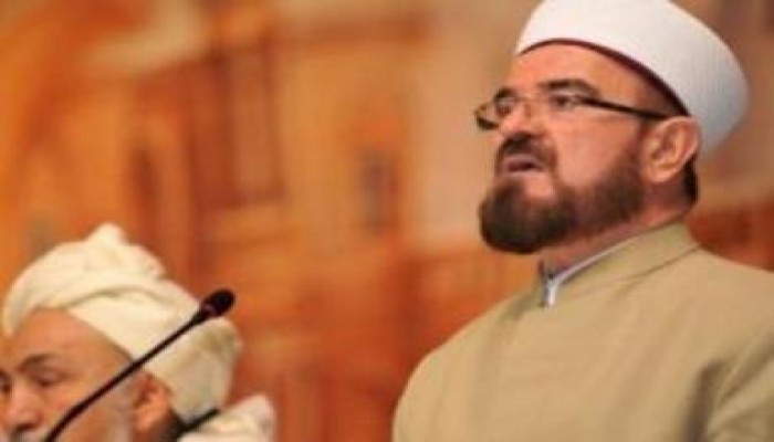 أمين اتحاد علماء المسلمين يطالب الانقلابين بالرحيل