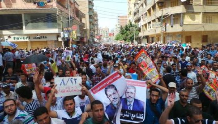 عشرات الآلاف في جمعة الشهيد بالغربية