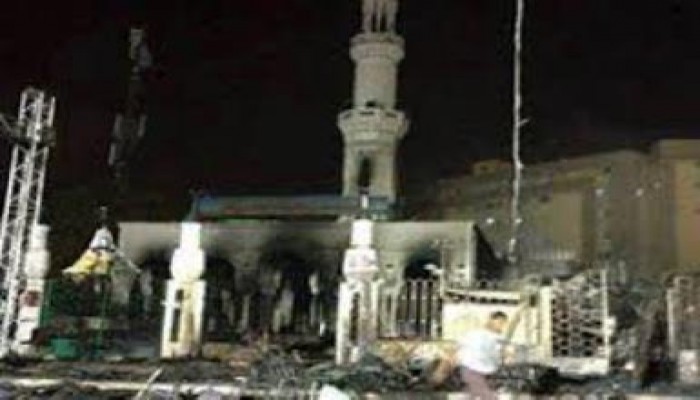 وزير داخلية مصر يدنس ويقتحم المساجد ووزير خارجية فرنسا يحذر من المساس بالمساجد والمنتقبات