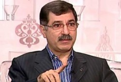 صادق ساخرا: السيسي قال بكرة تشوفوا مصر.. ومعبد أبوسمبل زاره سائح واحد اليوم