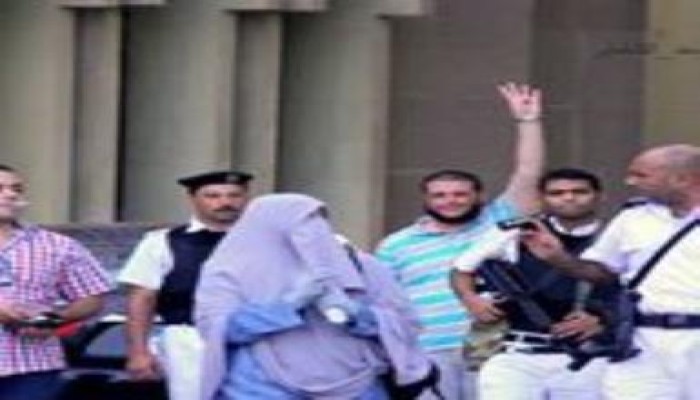 خاطرة من وحي رابعة تكتبها عائشة خيرت الشاطر