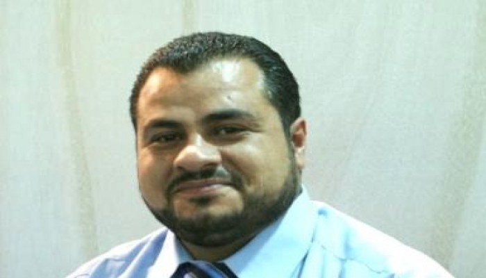 تقرير رائع من الجزيرة عن أناشيد رفض الانقلاب "مصر اسلامية - ثورة دي ولا انقلاب"